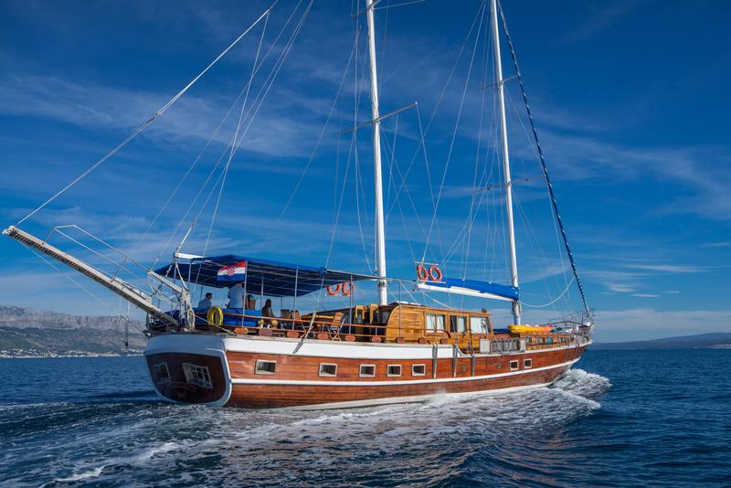Atalanta charter yacht croatia